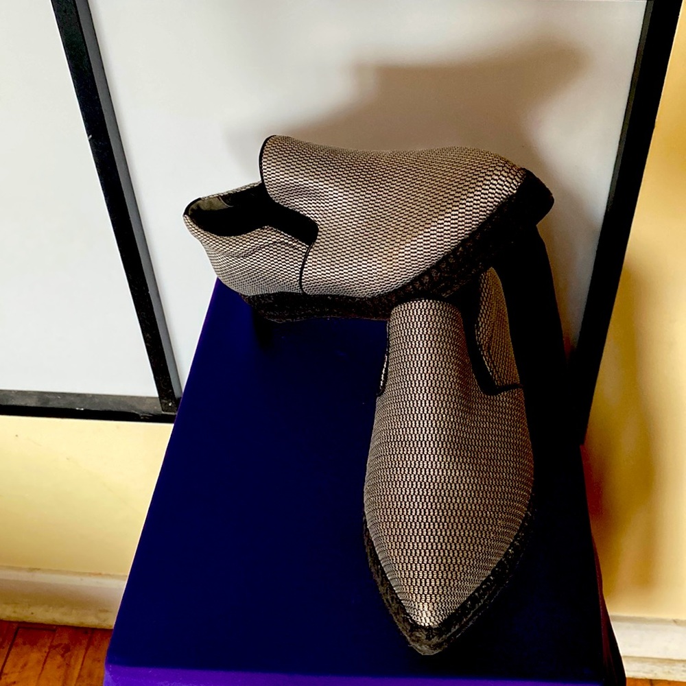 Chunky DKNY Flats